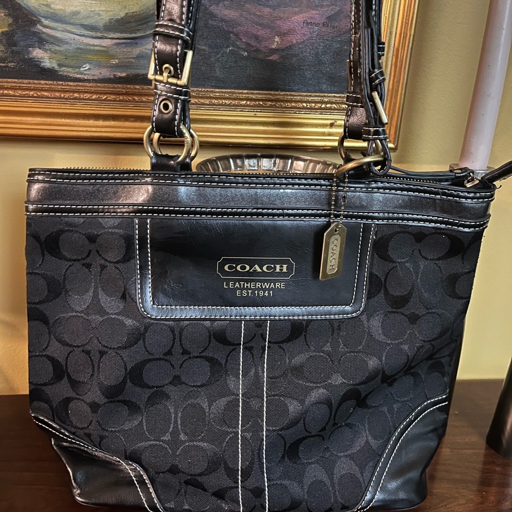 Coach Black Leatherware Shoulder Bag made in Turkey!